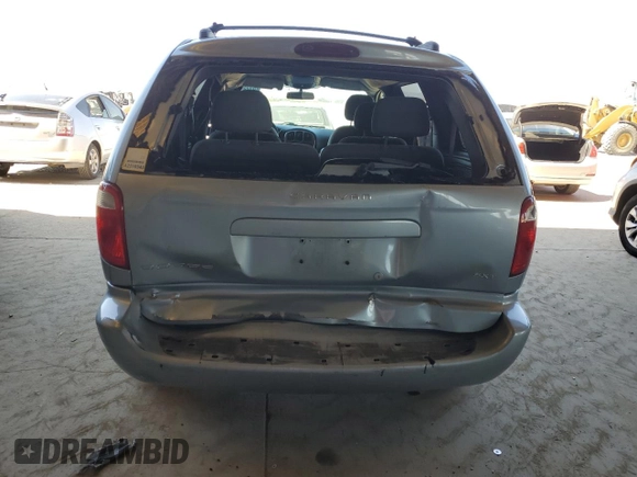 2005 Dodge Caravan SXT with VIN 1D4GP45R15B181360, listed as a Copart auction lot 61221005 with 229,828 mi miles and Salvage title. Bid and sale history available at DreamBid. Image 6.