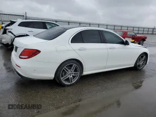 2019 Mercedes-Benz E-Class E 300 with VIN WDDZF4JB5KA591409, listed as a Copart auction lot 47855095 with 68,954 mi miles and Salvage Title. Bid and sale history available at carsss.com. Image 3.