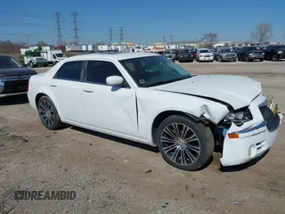 2010 Chrysler 300 with VIN 2C3CA2CV3AH330682, listed as a IAAI auction lot 41812754 with 177,043 mi miles. Bid and sale history available at carsss.com. Image 1.