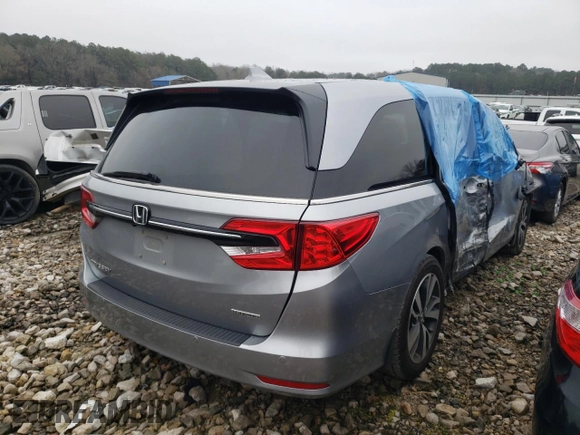 2024 Honda Odyssey Touring with VIN 5FNRL6H87RB008073, listed as a Copart auction lot 89126895 with 127,003 mi miles and Non Repairable. Bid and sale history available at carsss.com. Image 3.