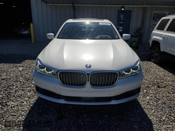 2016 BMW 7 Series 750i with VIN WBA7F0C56GGM20770, listed as a Copart auction lot 75985684 with 92,142 mi miles and Salvage Title. Bid and sale history available at carsss.com. Image 5.