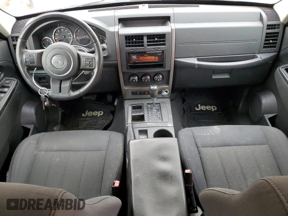 2012 Jeep Liberty Sport Latitude z VIN 1C4PJLAK6CW114891, wystawiony jako Copart lot #47895455 z przebiegiem 191 602 mil mil oraz Szkody całkowita. Historia ofert i sprzedaży dostępna na DreamBid. Obrazek 8.
