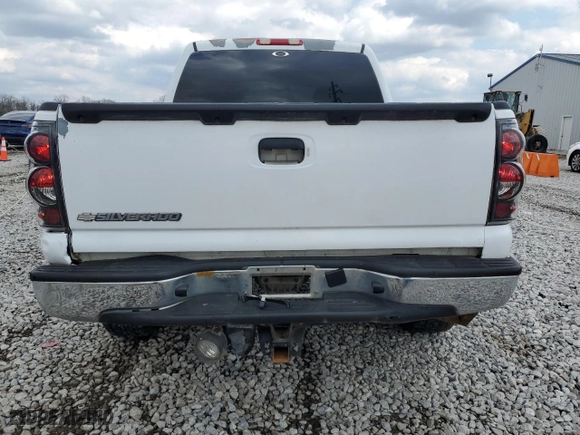 2006 Chevrolet Silverado 1500 LT1 with VIN 2GCEK13T761133699, listed as a Copart auction lot 52619945 with 180,048 mi miles and Clean Title. Bid and sale history available at carsss.com. Image 6.