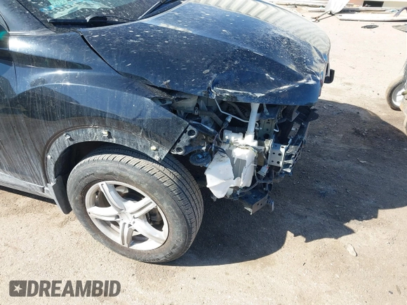 2019 Nissan Kicks S with VIN 3N1CP5CU7KL564239, listed as a IAAI auction lot 41723365 with 34,244 mi miles and . Bid and sale history available at carsss.com. Image 19.