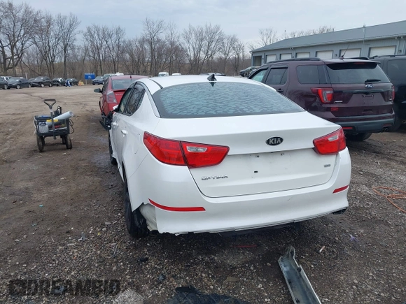 2015 Kia Optima LX with VIN KNAGM4A72F5654352, listed as a IAAI auction lot 41706156 with 119,000 mi miles. Bid and sale history available at carsss.com. Image 3.