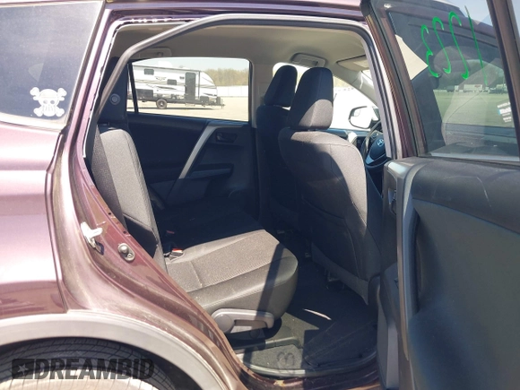 2016 Toyota RAV4 LE with VIN 2T3ZFREV4GW284902, listed as a IAAI auction lot 42054633 with 117,463 mi miles and . Bid and sale history available at carsss.com. Image 8.