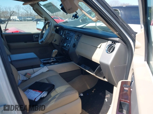 2014 Ford Expedition EL XLT with VIN 1FMJK1J50EEF37813, listed as a IAAI auction lot 41769599 with 214,041 mi miles. Bid and sale history available at carsss.com. Image 5.