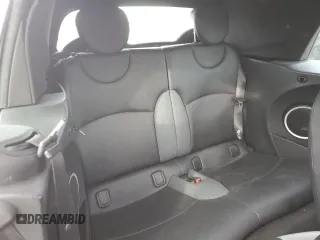 2010 MINI Convertible с VIN WMWMR3C56ATU97164, выставлен на аукционе Copart как лот 83908904 с пробегом 153 936 миль миль и Списание • Salvage title. История ставок и продаж доступна на DreamBid. Изображение 10.