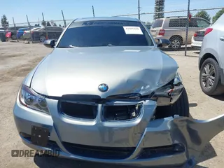 2007 BMW 3 Series 328xi z VIN WBAVC73587KP33390, wystawiony jako IAAI lot #42465688 z przebiegiem 144 423 mil mil oraz . Historia ofert i sprzedaży dostępna na DreamBid. Obrazek 12.