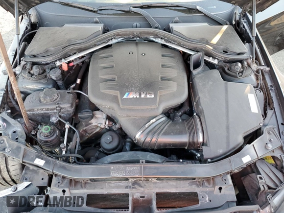 2011 BMW M3 with VIN WBSDX9C51BE584013, listed as a Copart auction lot 85279924 with 74,801 mi miles and Salvage Title. Bid and sale history available at carsss.com. Image 11.
