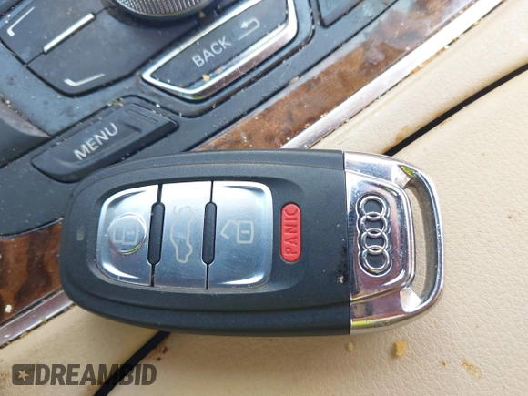 2014 Audi A6 Premium Plus z VIN WAUFGAFC1EN068005, wystawiony jako IAAI lot #42577265 z przebiegiem 109 947 mil mil oraz . Historia ofert i sprzedaży dostępna na DreamBid. Obrazek 11.