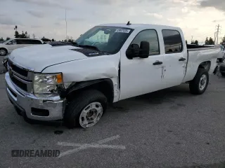 2011 Chevrolet Silverado 2500HD LT with VIN 1GC1CXEG0BF159188, listed as a Copart auction lot 43047435 with 136,606 mi miles and Salvage Title. Bid and sale history available at carsss.com. Image 1.