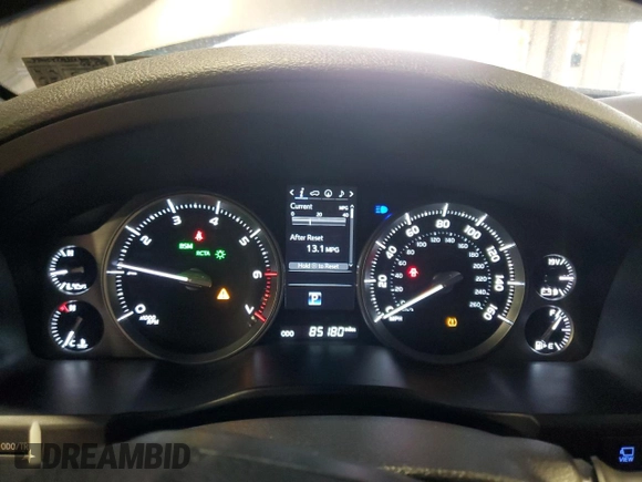 2020 Toyota Land Cruiser z VIN JTMCY7AJ5L4094265, wystawiony jako Copart lot #49725175 z przebiegiem 85 180 mil mil oraz Szkoda całkowita • Salvage title. Historia ofert i sprzedaży dostępna na DreamBid. Obrazek 9.