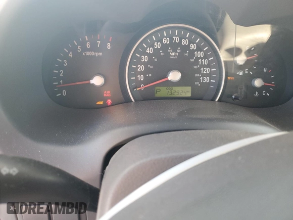 2006 Kia Sedona LX with VIN KNDMB233866024341, listed as a Copart auction lot 79071364 with 132,924 mi miles and Salvage Title. Bid and sale history available at carsss.com. Image 9.