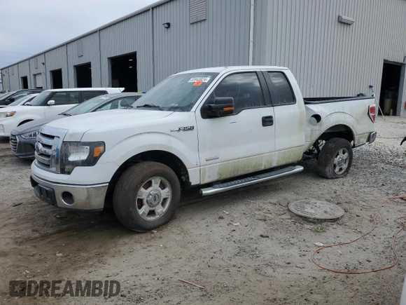 2011 Ford F-150 XL with VIN 1FTFX1CT0BFB21340, listed as a Copart auction lot 83943824 with 0 mi miles and Clean Title. Bid and sale history available at carsss.com. Image 1.