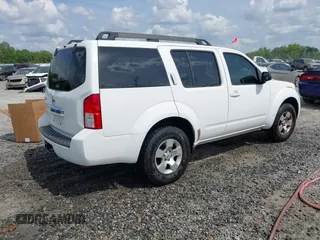 2011 Nissan Pathfinder SV z VIN 5N1AR1NN4BC605737, wystawiony jako IAAI lot #42177804 z przebiegiem 277 283 mil mil oraz . Historia ofert i sprzedaży dostępna na DreamBid. Obrazek 4.