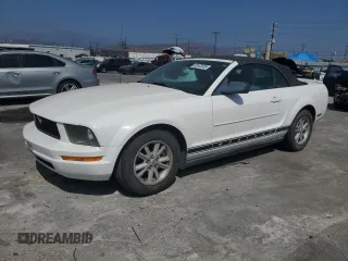 2007 Ford Mustang Deluxe with VIN 1ZVFT84N975265693, listed as a Copart auction lot 65833355 with 123,944 mi miles and Clean title. Bid and sale history available at DreamBid. Image 1.