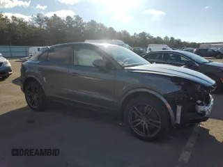 2023 Porsche Cayenne z VIN WP1BA2AYXPDA25379, wystawiony jako Copart lot #38891303 z przebiegiem Nie podano mil oraz . Historia ofert i sprzedaży dostępna na DreamBid. Obrazek 4.