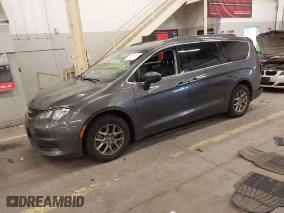 2020 Chrysler Voyager LXi z VIN 2C4RC1DG3LR151663, wystawiony jako IAAI lot #41817756 z przebiegiem 119 517 mil mil oraz . Historia ofert i sprzedaży dostępna na DreamBid. Obrazek 17.