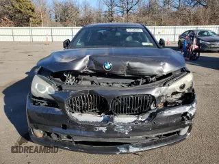 2014 BMW 7 Series ALPINA B7 z VIN WBAYE8C56ED136382, wystawiony jako Copart lot #43106485 z przebiegiem 87 601 mil mil oraz Tytuł czysty. Historia ofert i sprzedaży dostępna na DreamBid. Obrazek 5.