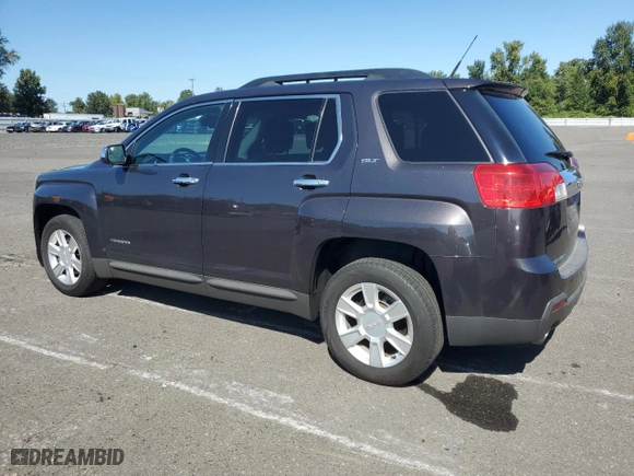 2013 GMC Terrain SLT with VIN 2GKFLVE31D6106069, listed as a Copart auction lot 71612854 with 136,650 mi miles and Salvage Title. Bid and sale history available at carsss.com. Image 2.