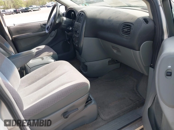 2007 Dodge Grand Caravan SXT with VIN 2D4GP44L87R155503, listed as a IAAI auction lot 42102903 with 92,673 mi miles and . Bid and sale history available at DreamBid. Image 5.