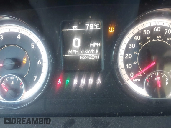 2018 Ram 1500 Tradesman z VIN 1C6RR6FG8JS284091, wystawiony jako IAAI lot #41439973 z przebiegiem 62 429 mil mil oraz . Historia ofert i sprzedaży dostępna na DreamBid. Obrazek 15.