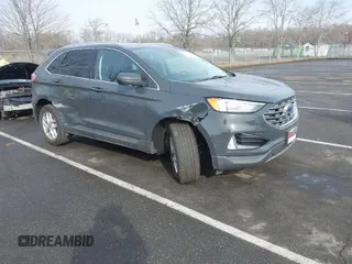2021 Ford Edge SEL with VIN 2FMPK4J91MBA43484, listed as a IAAI auction lot 41457795 with 62,556 mi miles. Bid and sale history available at carsss.com. Image 1.