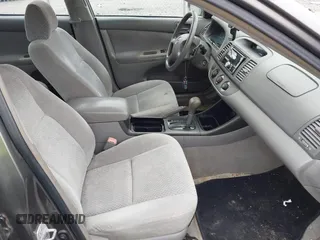 2004 Toyota Camry LE with VIN 4T1BE32K44U915003, listed as a IAAI auction lot 41794140 with 190,217 mi miles and . Bid and sale history available at DreamBid. Image 5.