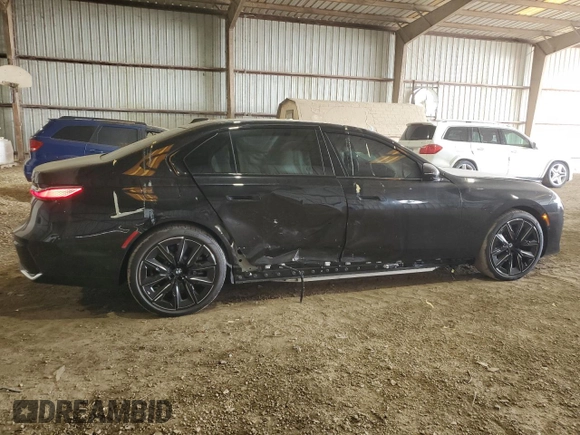 2024 BMW i7 eDrive50 z VIN WBY43EJ08RCS36524, wystawiony jako Copart lot #68248234 z przebiegiem 46 mil mil oraz Szkoda całkowita • Salvage title. Historia ofert i sprzedaży dostępna na DreamBid. Obrazek 3.