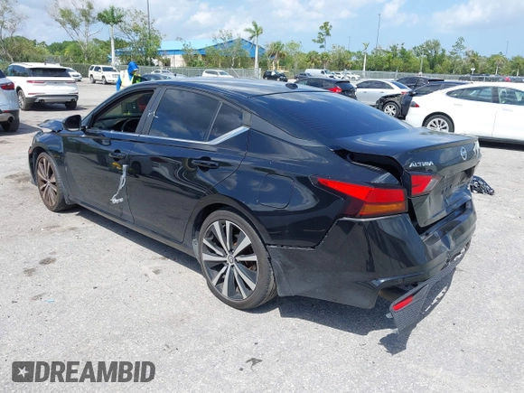 2020 Nissan Altima 2.5 SR with VIN 1N4BL4CV4LC180798, listed as a IAAI auction lot 41985650 with 88,720 mi miles. Bid and sale history available at carsss.com. Image 12.