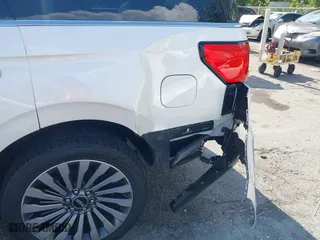 2018 Lincoln Navigator Reserve with VIN 5LMJJ2LT7JEL07827, listed as a IAAI auction lot 41931713 with 96,425 mi miles. Bid and sale history available at carsss.com. Image 6.