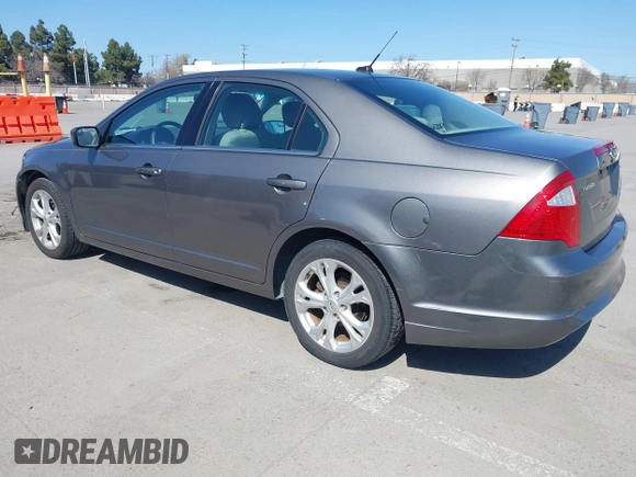 2012 Ford Fusion SE z VIN 3FAHP0HA8CR401382, wystawiony jako IAAI lot #41739680 z przebiegiem 73 404 mil mil oraz . Historia ofert i sprzedaży dostępna na DreamBid. Obrazek 3.