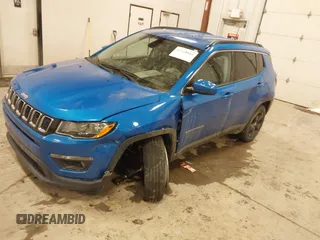 2018 Jeep Compass Altitude with VIN 3C4NJDBB5JT345165, listed as a IAAI auction lot 41618844 with 66,226 mi miles and . Bid and sale history available at carsss.com. Image 2.