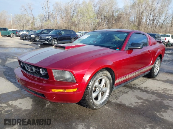 2006 Ford Mustang Standard with VIN 1ZVFT80N765265020, listed as a IAAI auction lot 41847731 with 156,852 mi miles. Bid and sale history available at carsss.com. Image 2.