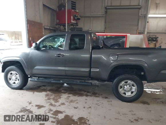 2020 Toyota Tacoma SR with VIN 3TYRX5GN5LT005461, listed as a IAAI auction lot 42020692 with 71,548 mi miles and . Bid and sale history available at DreamBid. Image 14.