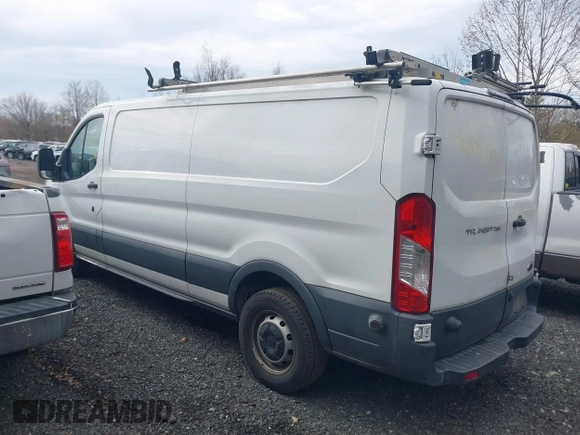 2018 Ford Transit z VIN 1FTYR2YM8JKB17665, wystawiony jako IAAI lot #40803462 z przebiegiem 129 703 mil mil oraz . Historia ofert i sprzedaży dostępna na DreamBid. Obrazek 3.