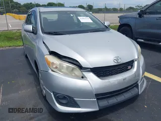 2009 Toyota Matrix S with VIN 2T1KE40E19C004459, listed as a IAAI auction lot 42689276 with 156,372 mi miles and . Bid and sale history available at DreamBid. Image 6.