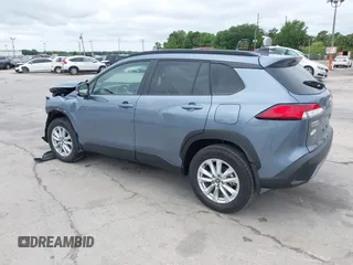 2025 Toyota Corolla Cross LE с VIN 7MUCAAAG9SV129579, выставлен на аукционе IAAI как лот 41976454 с пробегом 91 миль миль и . История ставок и продаж доступна на DreamBid. Изображение 3.