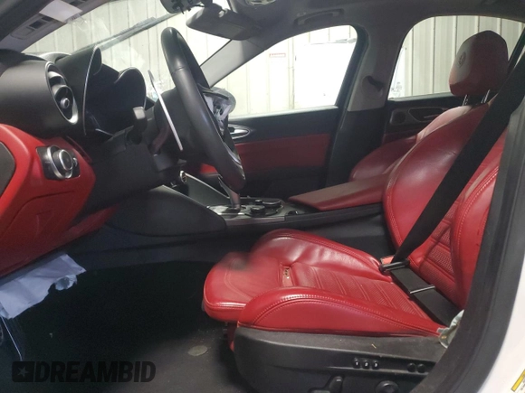 2018 Alfa Romeo Giulia Ti Sport with VIN ZARFAECN5J7576726, listed as a Copart auction lot 44971045 with Not provided miles and Clean title. Bid and sale history available at DreamBid. Image 7.
