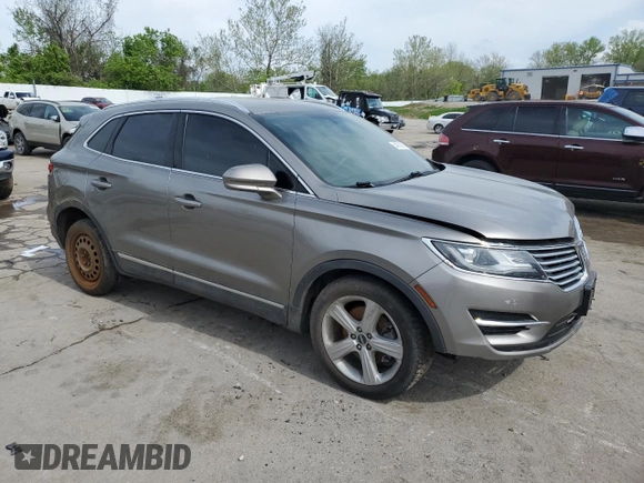 2017 Lincoln MKC Premiere with VIN 5LMCJ1C99HUL44983, listed as a Copart auction lot 54382835 with Not Provided miles and Clean Title. Bid and sale history available at DreamBid. Image 4.