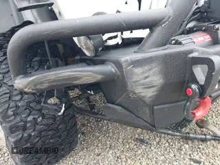 2017 Jeep Wrangler Unlimited Sahara with VIN 1C4BJWEG4HL752776, listed as a IAAI auction lot 41834737 with 110,791 mi miles. Bid and sale history available at carsss.com. Image 16.