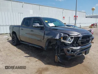 2019 Ram 1500 Big Horn z VIN 1C6RREFT6KN706611, wystawiony jako IAAI lot #42043953 z przebiegiem 75 631 mil mil oraz . Historia ofert i sprzedaży dostępna na DreamBid. Obrazek 1.