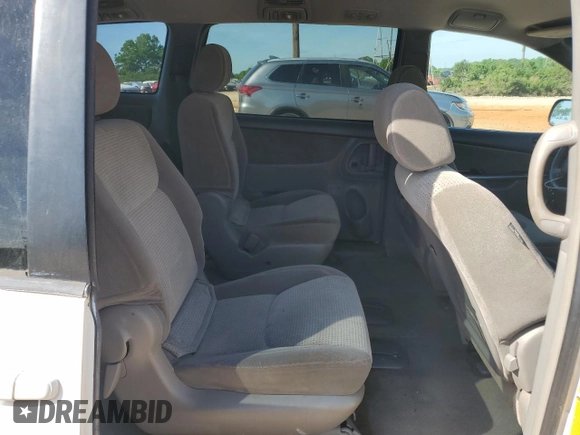 2008 Toyota Sienna CE with VIN 5TDZK23C18S207248, listed as a Copart auction lot 54570195 with 296,000 mi miles and Clean Title. Bid and sale history available at carsss.com. Image 11.