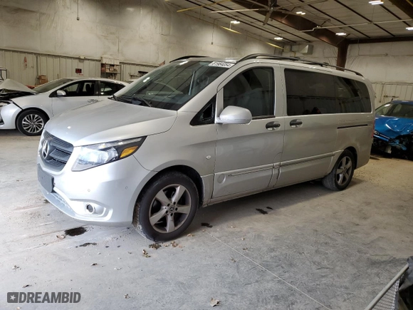 2018 Mercedes-Benz Metris Passenger Van with VIN WD4PG2EEXJ3477891, listed as a Copart auction lot 81984054 with 91,330 mi miles and Salvage Title. Bid and sale history available at carsss.com. Image 1.