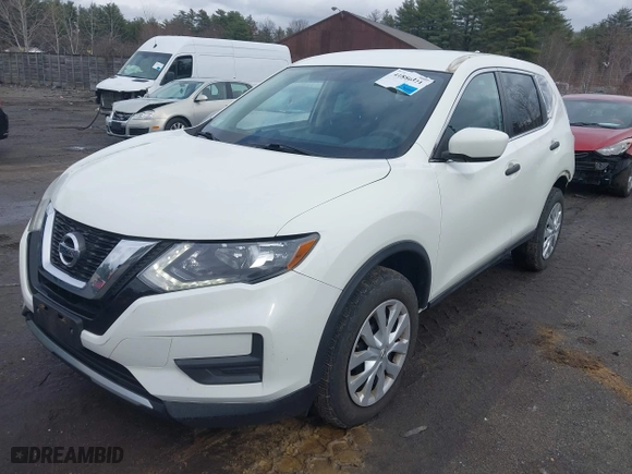 2017 Nissan Rogue SV with VIN 5N1AT2MV5HC797204, listed as a IAAI auction lot 41886311 with 137,759 mi miles. Bid and sale history available at carsss.com. Image 17.
