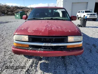 1998 Isuzu Hombre S z VIN 1GGCS1446W8656027, wystawiony jako Copart lot #45600695 z przebiegiem 230 953 mil mil oraz Szkody całkowita. Historia ofert i sprzedaży dostępna na DreamBid. Obrazek 5.