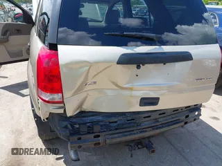 2002 Saturn VUE z VIN 5GZCZ63B72S806202, wystawiony jako IAAI lot #42240417 z przebiegiem 170 256 mil mil oraz . Historia ofert i sprzedaży dostępna na DreamBid. Obrazek 6.