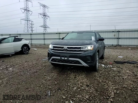 2022 Volkswagen Atlas SE with VIN 1V2HE2CA8NC229616, listed as a Copart auction lot 84722384 with 26,570 mi miles and Salvage title. Bid and sale history available at DreamBid. Image 10.
