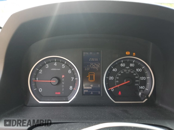 2010 Honda CR-V EX z VIN 3CZRE4H59AG701336, wystawiony jako Copart lot #59421675 z przebiegiem 236 561 mil mil oraz Czysty tytuł • Clean title. Historia ofert i sprzedaży dostępna na DreamBid. Obrazek 9.